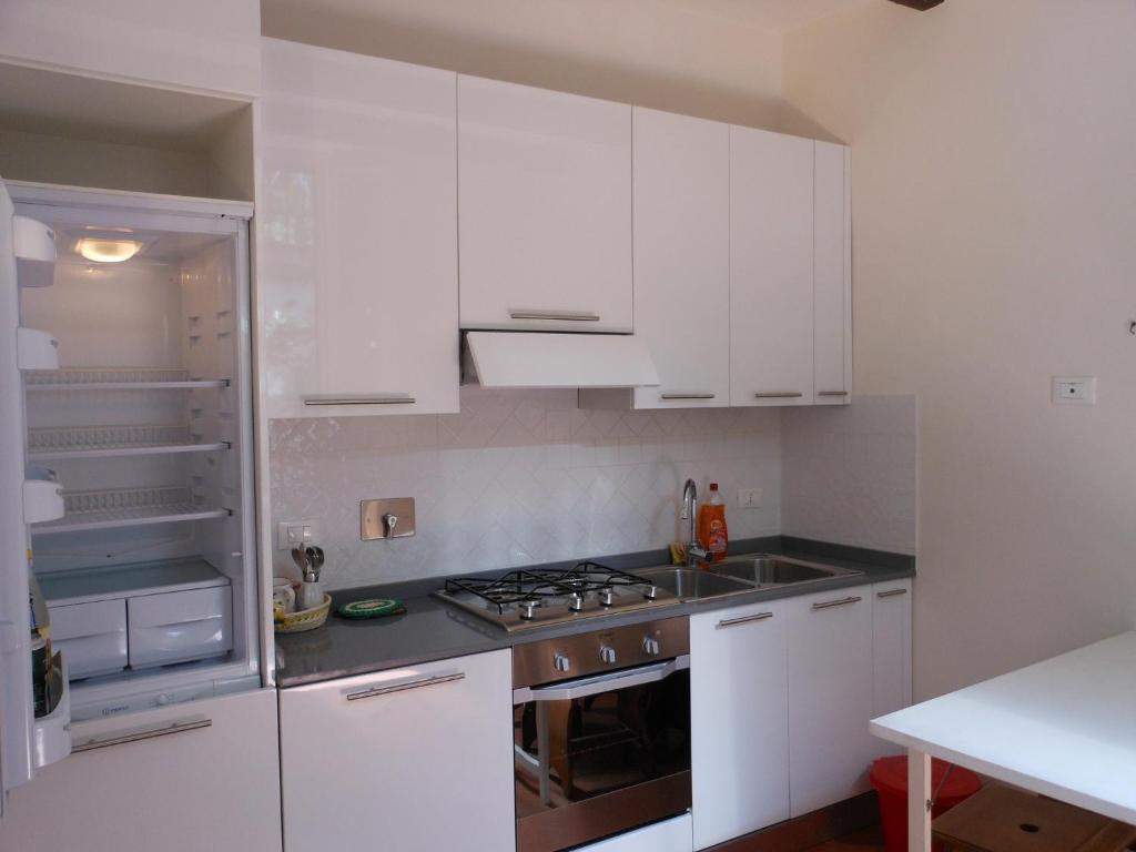 Two-Bedroom Apartment,37859386:JPEG